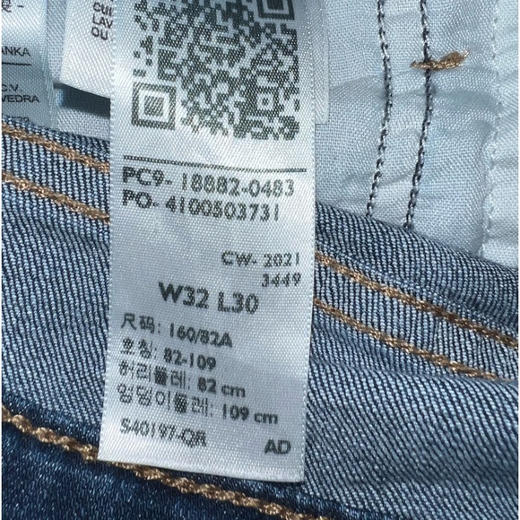 Levis 721 High Rise Skinny Jeans - Picture 4 of 4